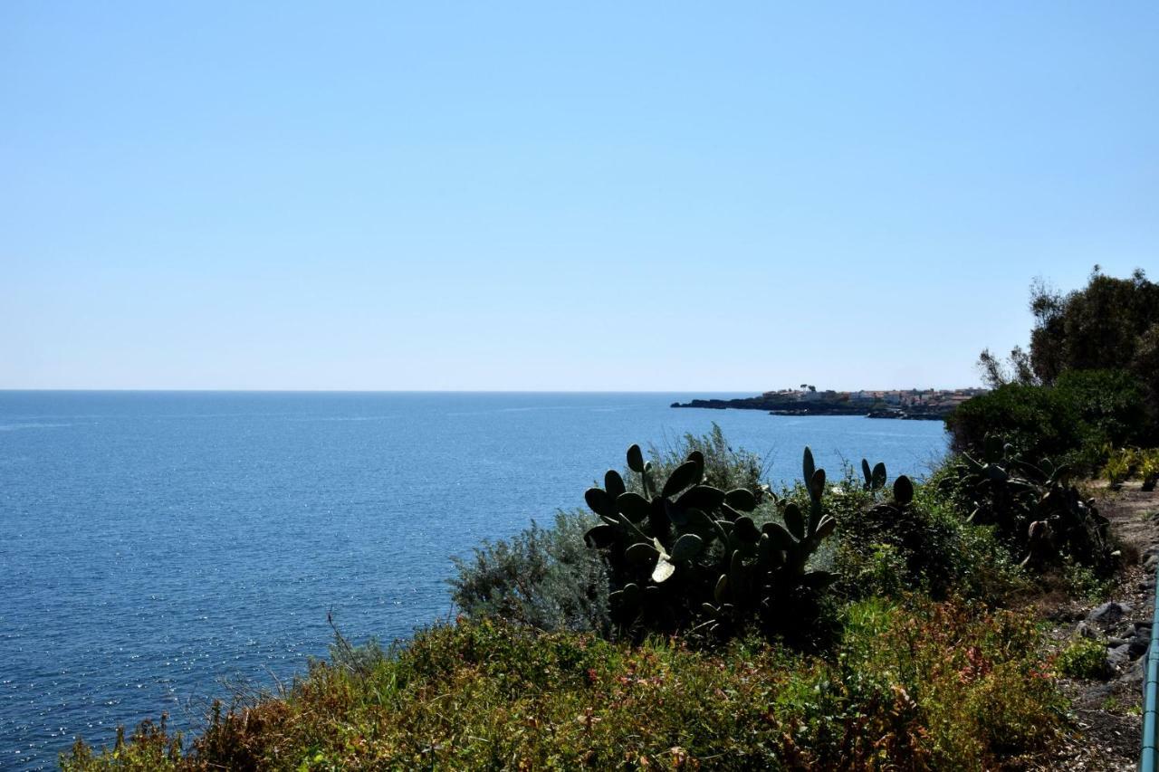 Riviera Degli Eucalipti - Cottage In Riva Al Mare Acireale Bagian luar foto
